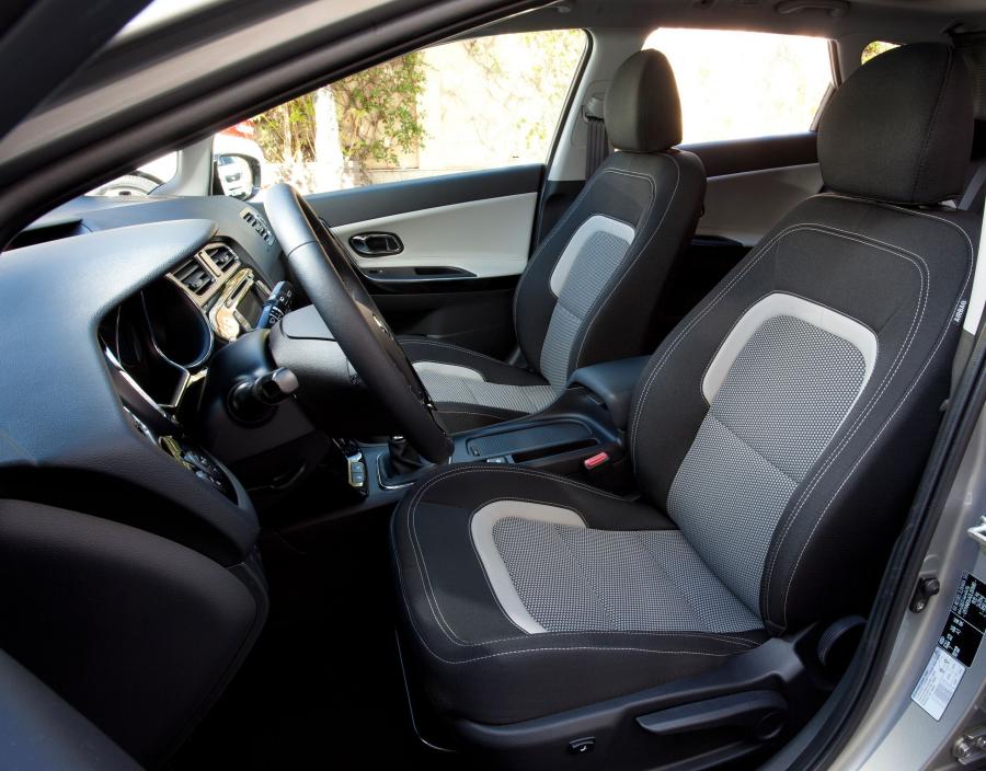  Kia cee&rsquo;d Station Wagon 2012 года  (фото 20 из 89)